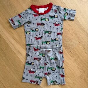 Hanna Andersson Gray Pajama Set with Tractor Print